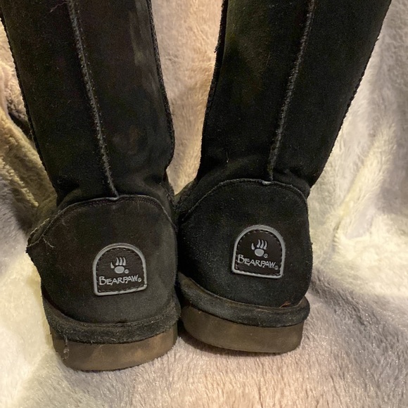 The coziest boots! - Picture 2 of 4